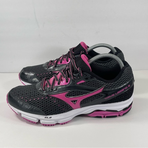 Mizuno Women’s Wave Legend 3 Pink Athletic Shoes - Picture 3 of 8